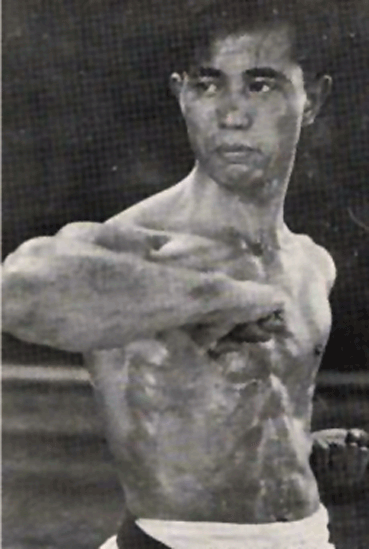 Egami Shigeru Jovem